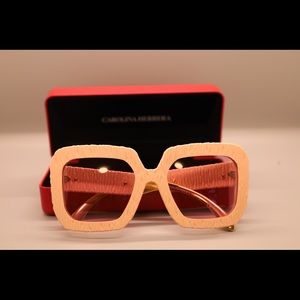 Carolina Herrera Sunglasses SHN600 9LHM